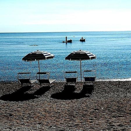 Camere Due Per Due Sirolo Luaran gambar